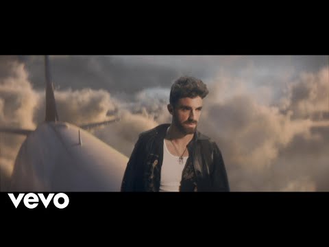 "HIGH" OFFICIAL VIDEO BY THE CHAINSMOKERS - REVIEW