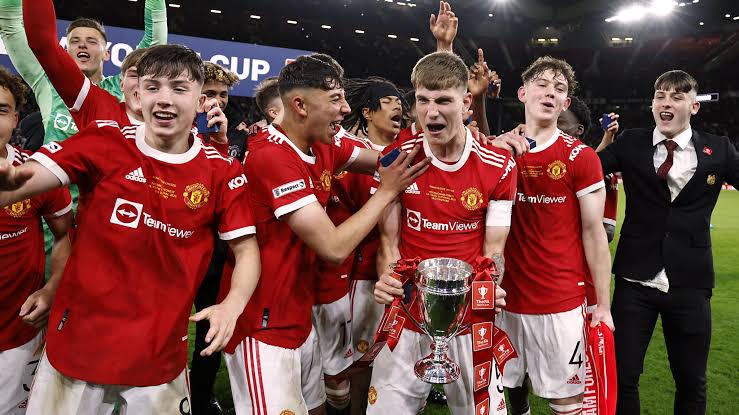 Manchester United win FA Youth cup final, Ajax crowned Eredisivisie Champions, Juventus is beaten by Inter to take the Coppa Italia Cup 1 Manchester United win FA Youth cup final, Ajax crowned Eredisivisie Champions, Juventus is beaten by Inter to take the Coppa Italia Cup