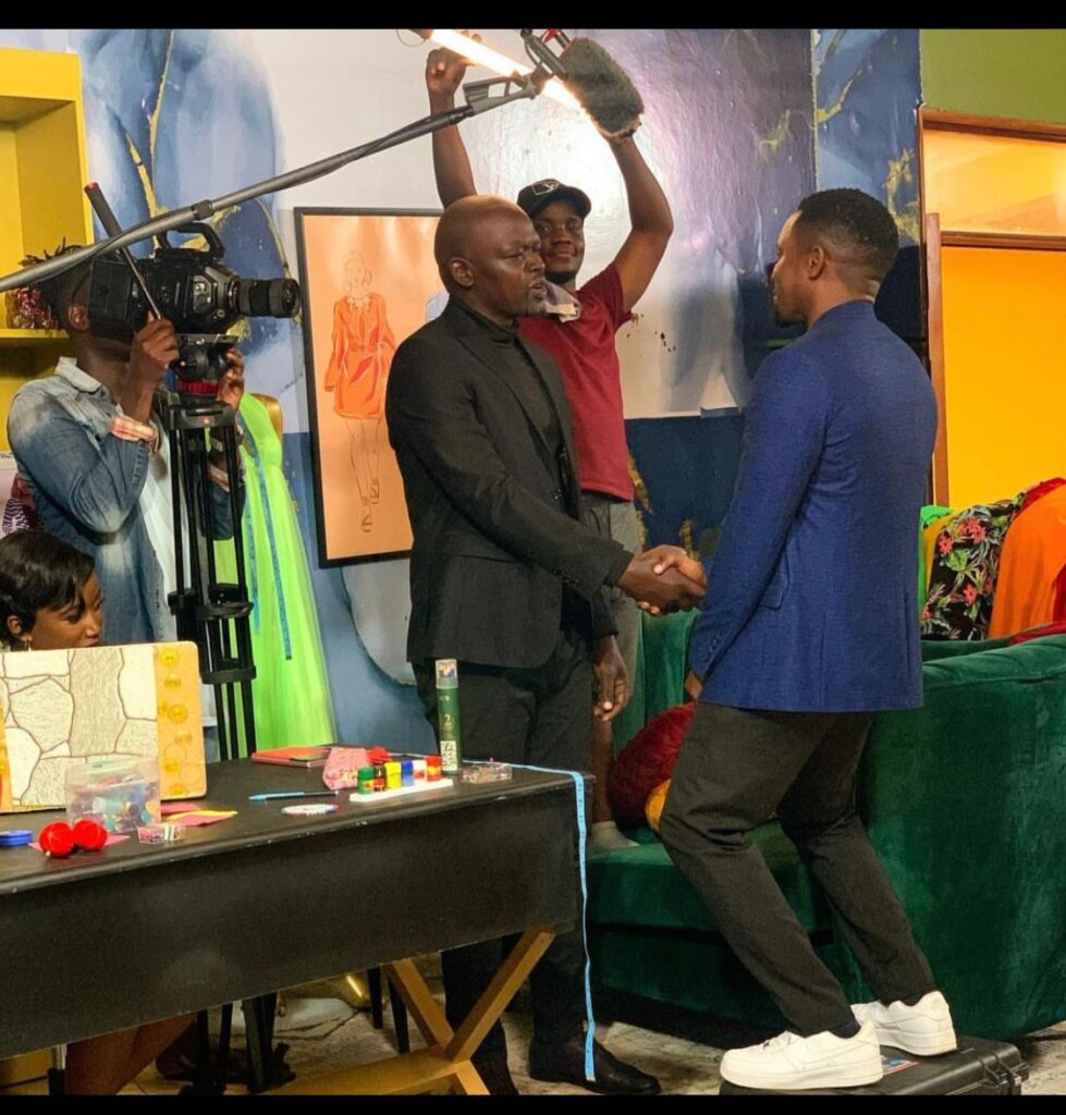 Allan kutos award on set for sanyu series