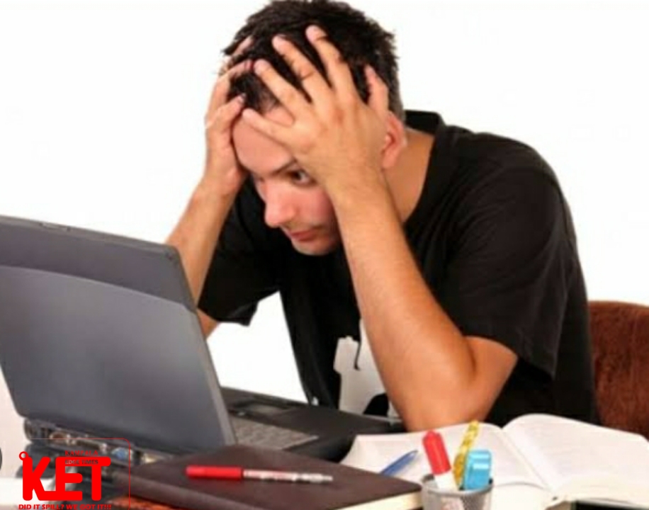 10 Things Not To Do During An Interview. 3 Stressed man