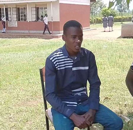 Mwimali Abdul Nasir : Rubongi Army Secondary School Student who scored Aggregate 9 in UCE.
