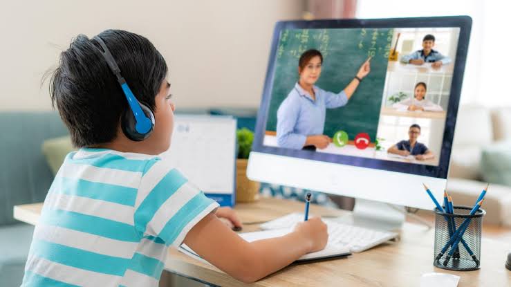 Teaching online to make money online