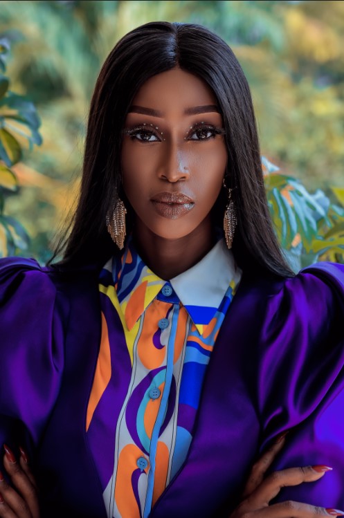 judith heard looking very beautiful