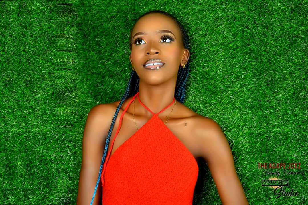 Costa Leyden, 24 Narrates Her Ecstatic Pursuit of Vogue Magazine