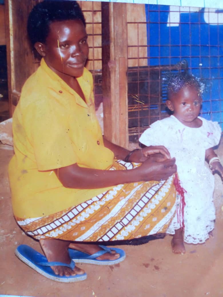 costa leyden When still young with her mum
