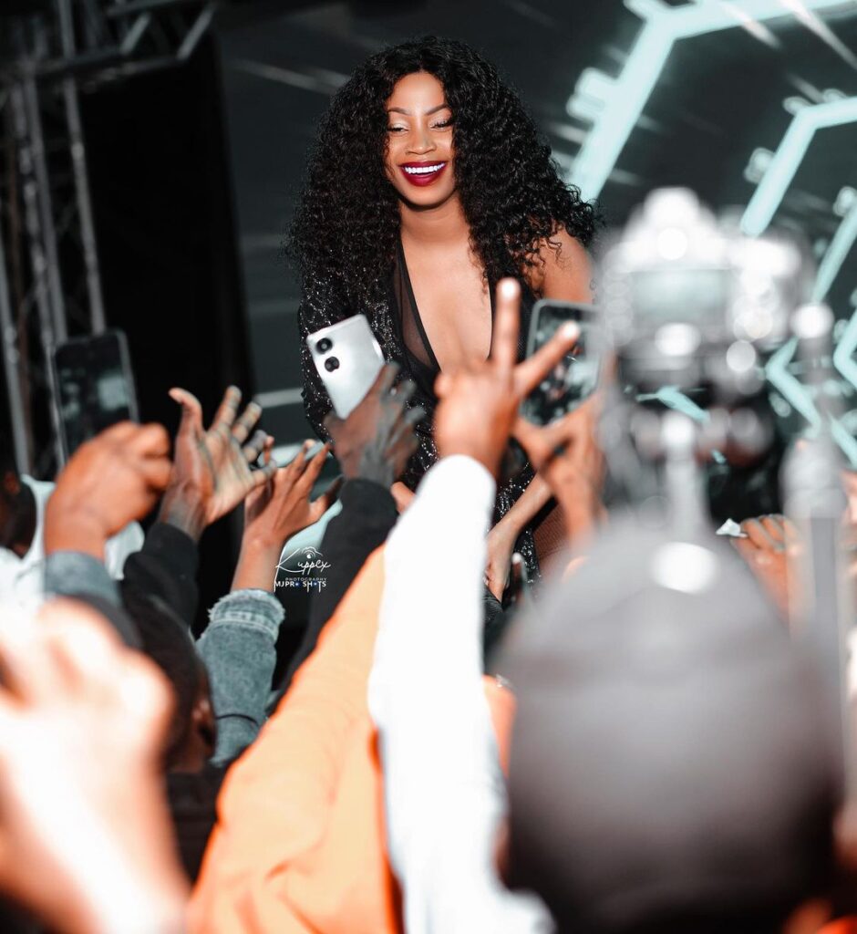 Sheebah's Spectacular Performance at Burudika Na East FM 1 Sheebah's Spectacular Performance at Burudika Na East FM
