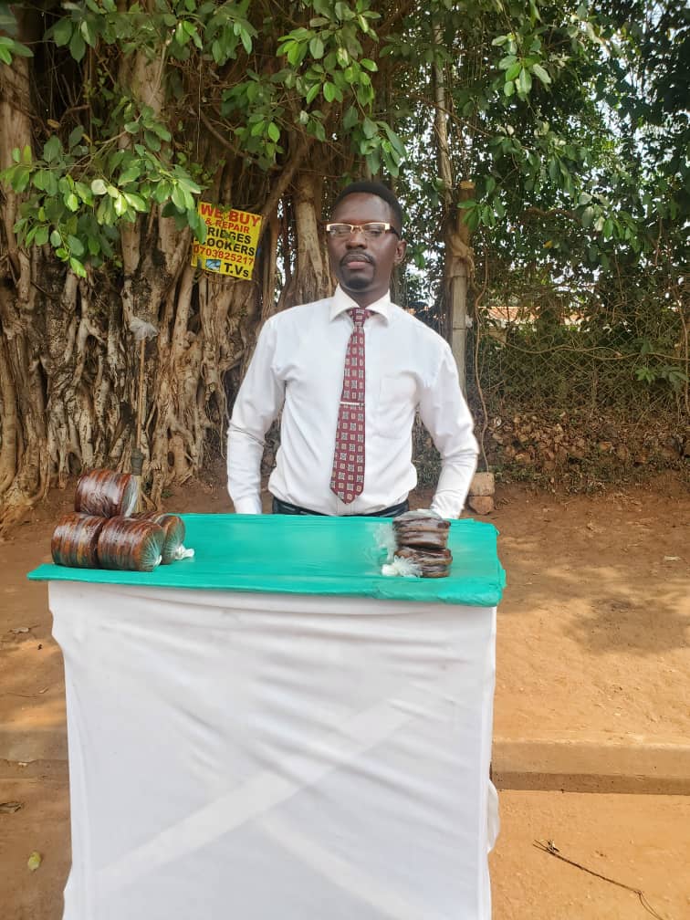 I earn UGX 700,000 per month - Swaggy Pancake Vendor 4 I earn UGX 700,000 per month - Swaggy Pancake Vendor
