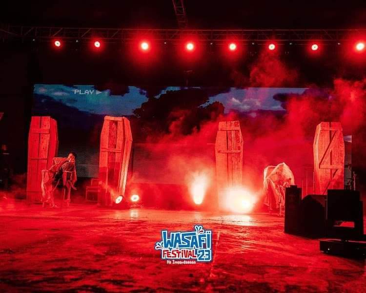 Diamond Platnumz | Horrific Stage Entry