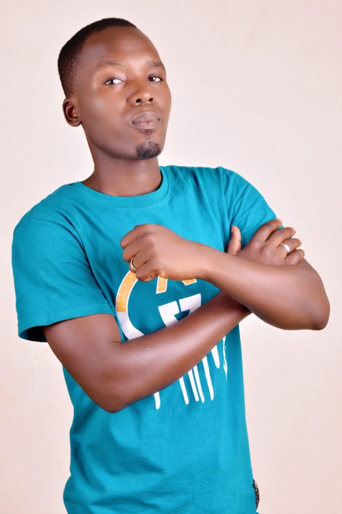 Ushmel the vocalist