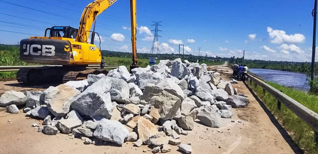 Katonga Bridge Reopens to Buses and Light Vehicles 1 katonga bridge