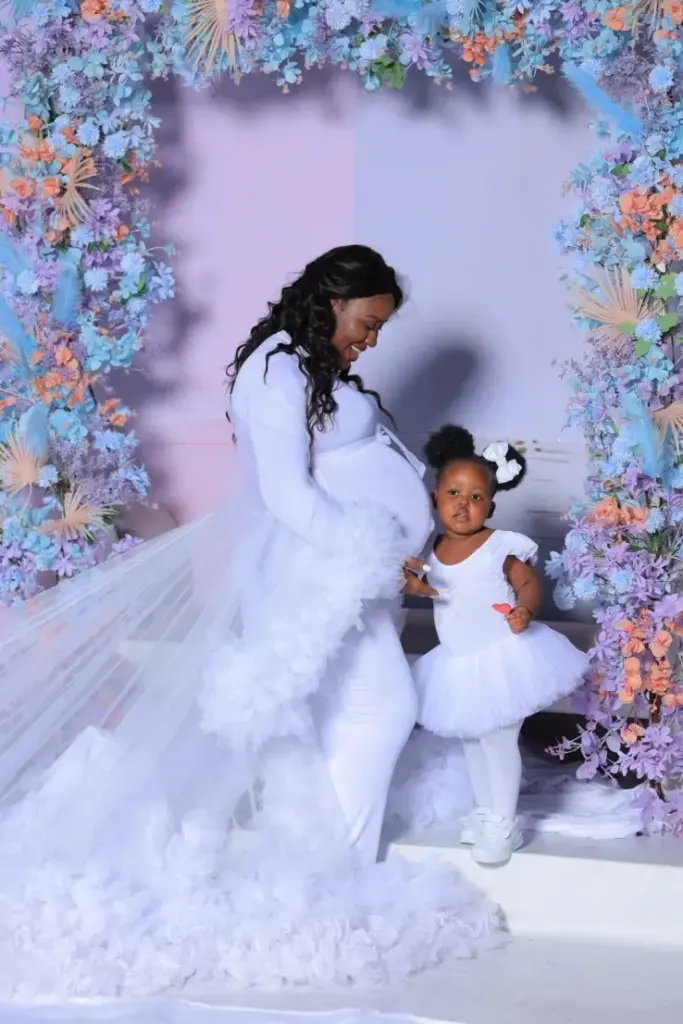 pregnant with hezekiah