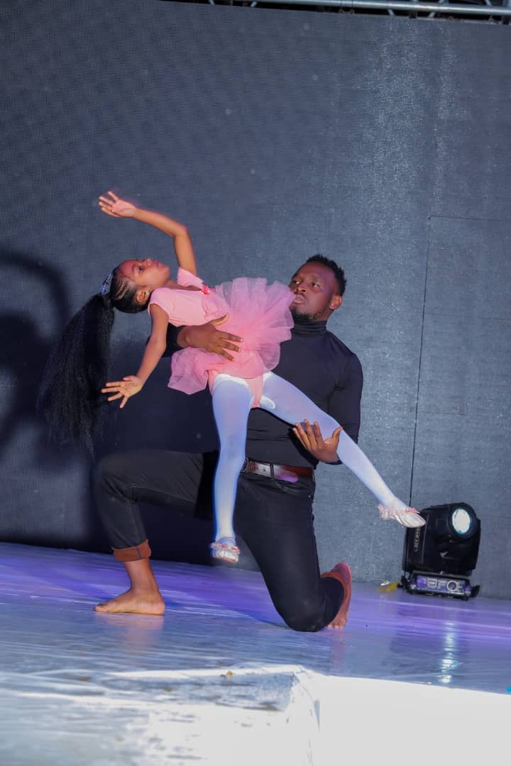 little black girl dancing ballet