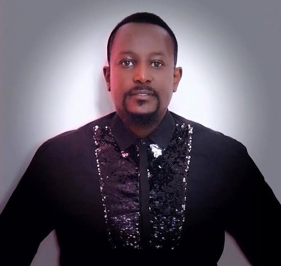 When he worked with radio and weasel on Zino Enakku