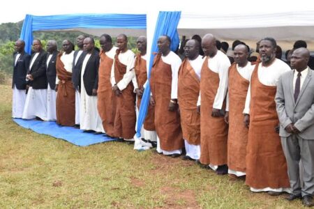 Abataka still stuck at a rail station, waiting for the train that has since left