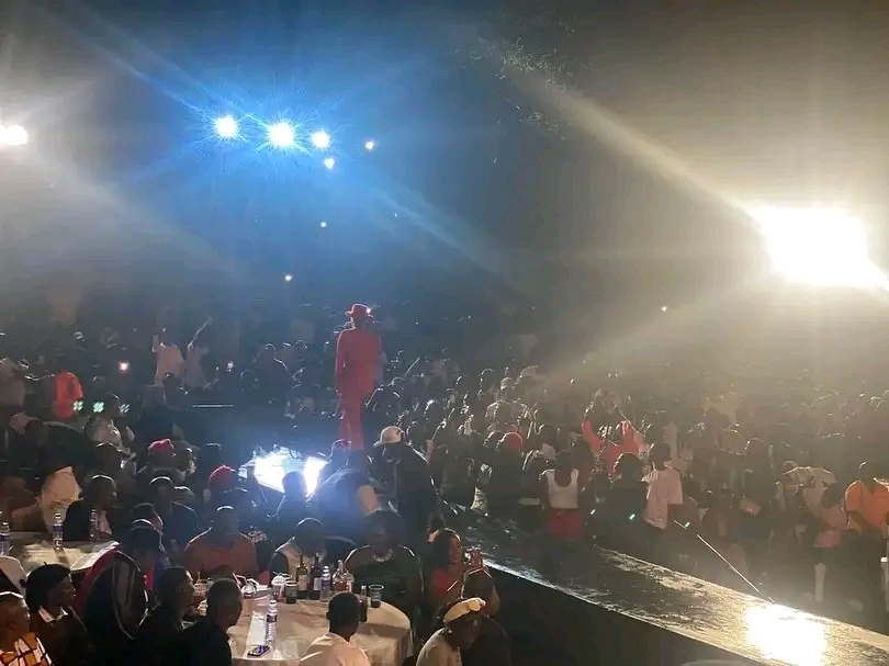 Mikie Wine Delivers a Spectacular and Successful Concert