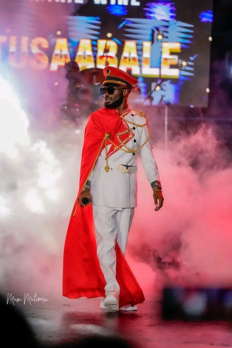 Mikie Wine Delivers a Spectacular and Successful Concert