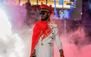 Mikie Wine Delivers a Spectacular and Successful Concert Mikie Wine Delivers a Spectacular and Successful Concert