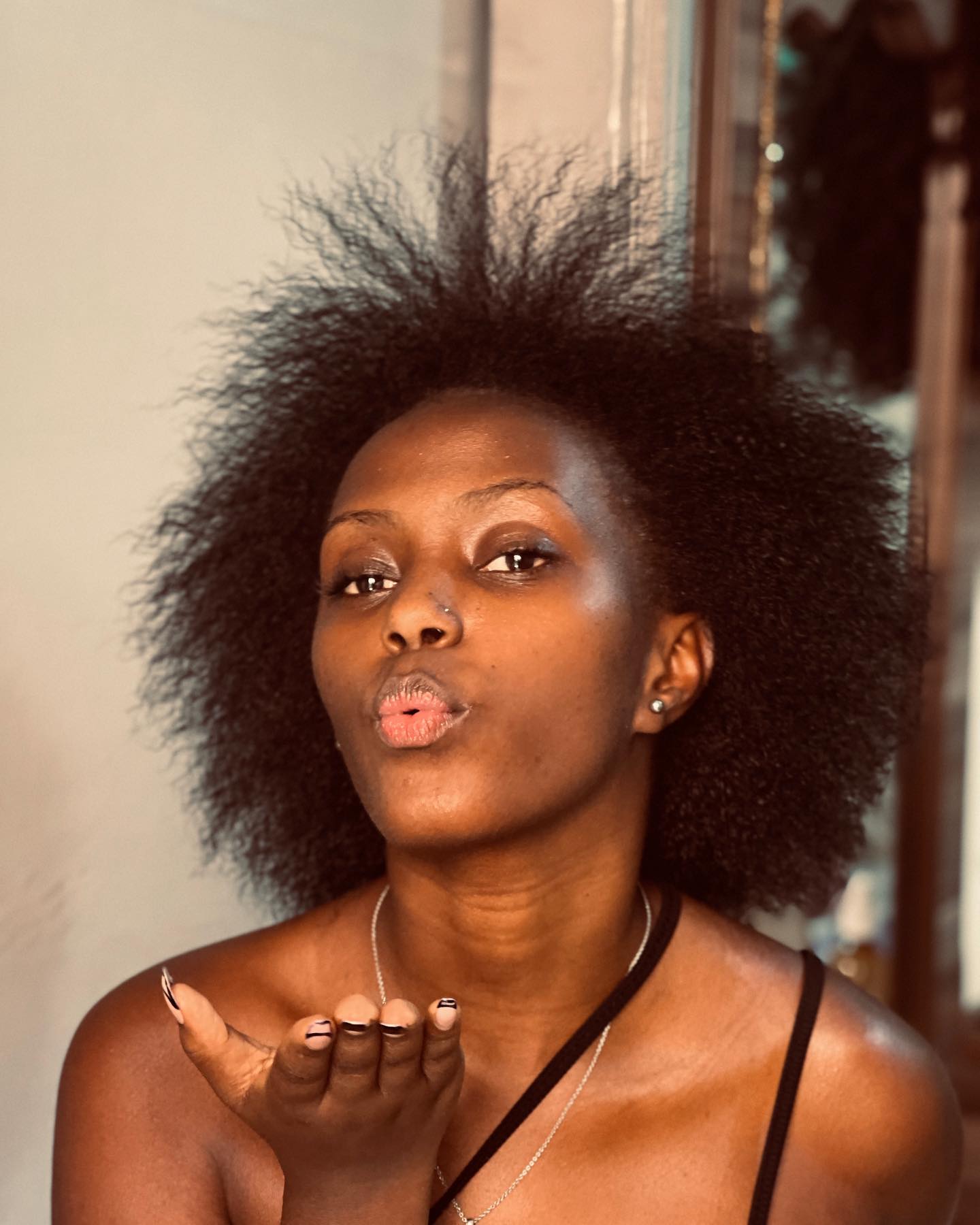 Gloria Bugie: I Hope Abitex Has Sisters, I Was Blackmailed 13 Gloria Bugie: I Hope Abitex Has Sisters