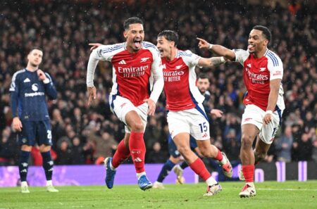 Corner Kick Kings: Arsenal Outclass Man Utd 2-0