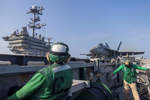 USA airstrikes the ISIS 