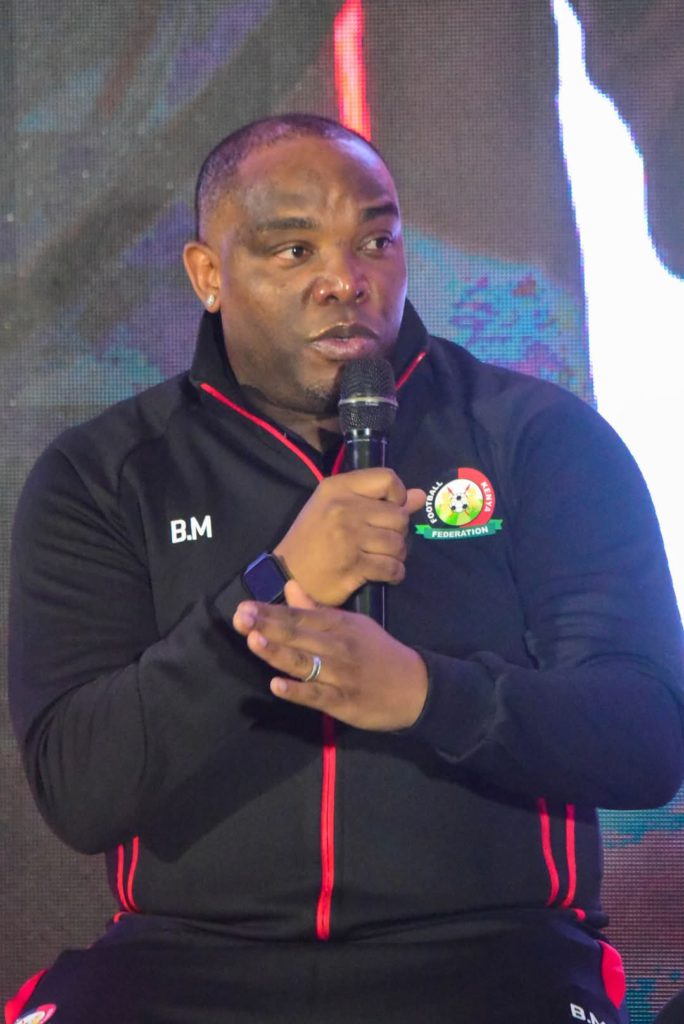 Benni McCarthy addressing