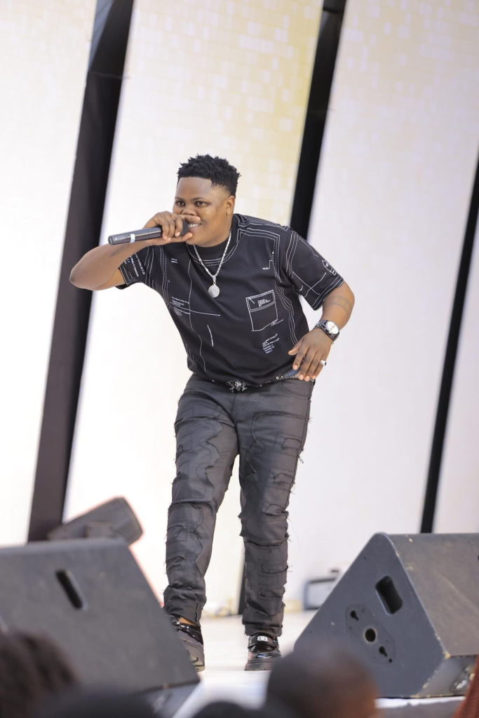 uncle chumi on stage at comedy store