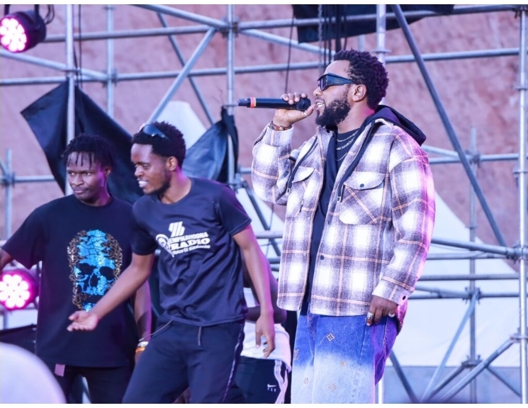 Diamond Platinumz, Bebe Cool, and Kenzo Spark Showbiz Magic at Ntungamo’s Coffee Marathon Concert