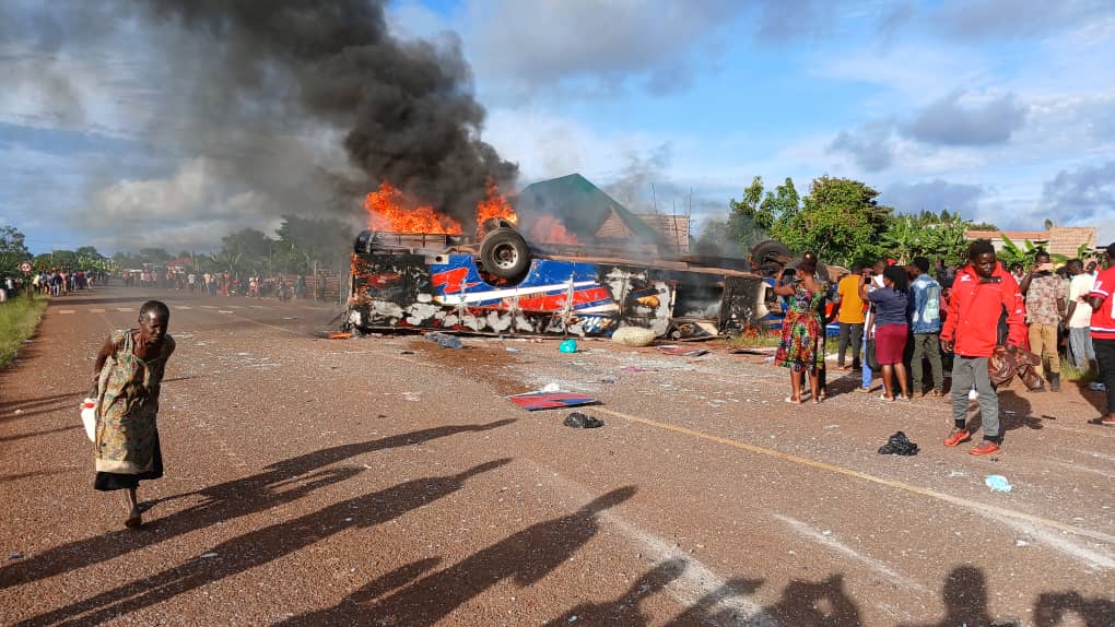 Yy coaches bus on fire