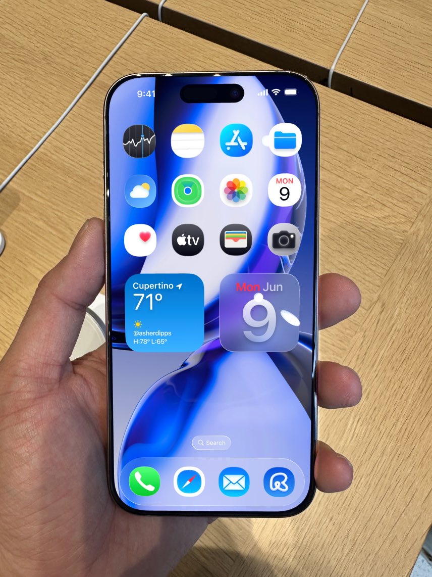 Apple Unveils iOS 26, New Glassy UI at WWDC 2025