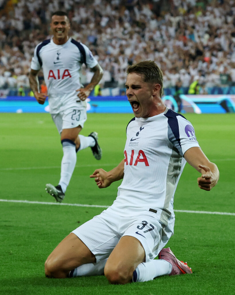 PSG Win 1st UEFA Super Cup Trophy 2 UEFA Super Cup