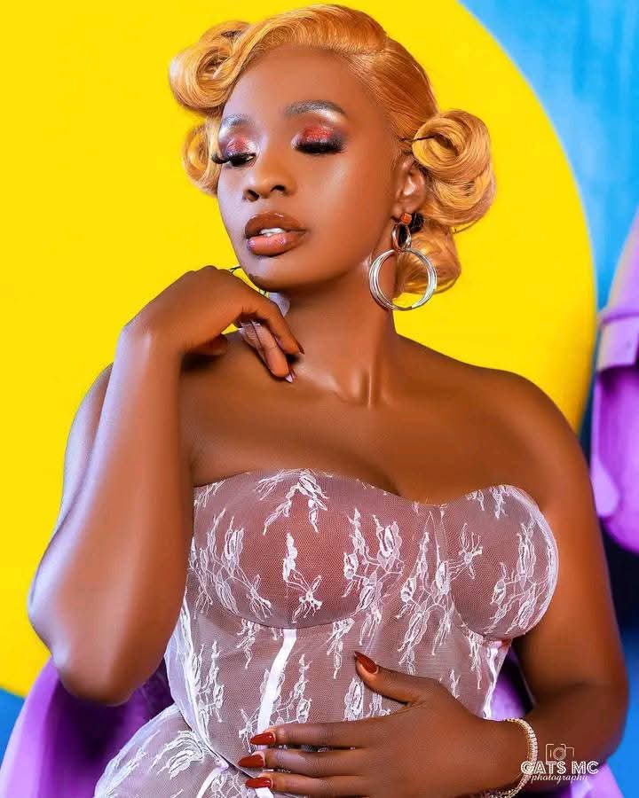 See You Tonight by Cindy, Omega 256 Tops #1 Spot on YouTube