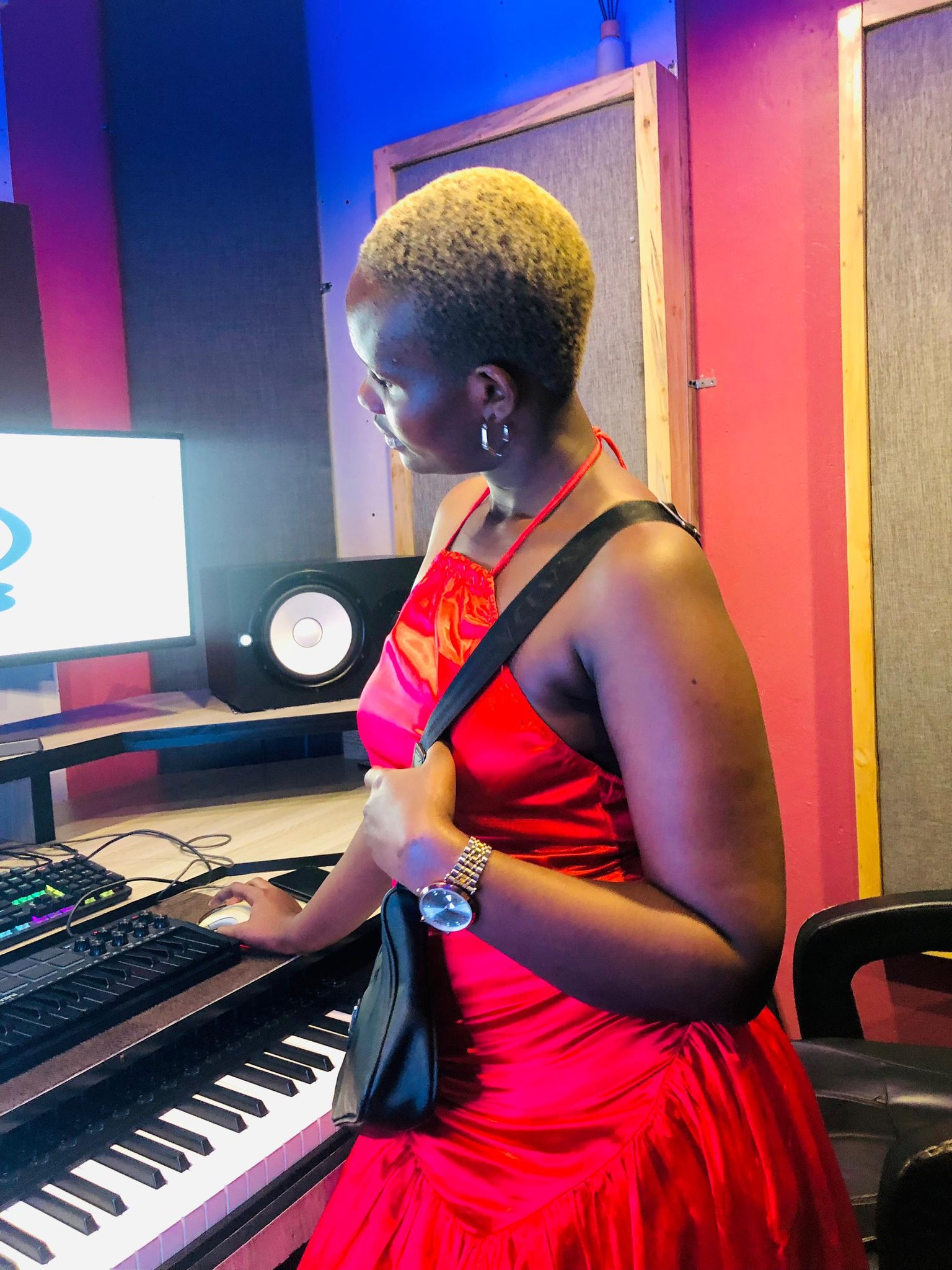 See You Tonight by Cindy, Omega 256 Tops #1 Spot on YouTube