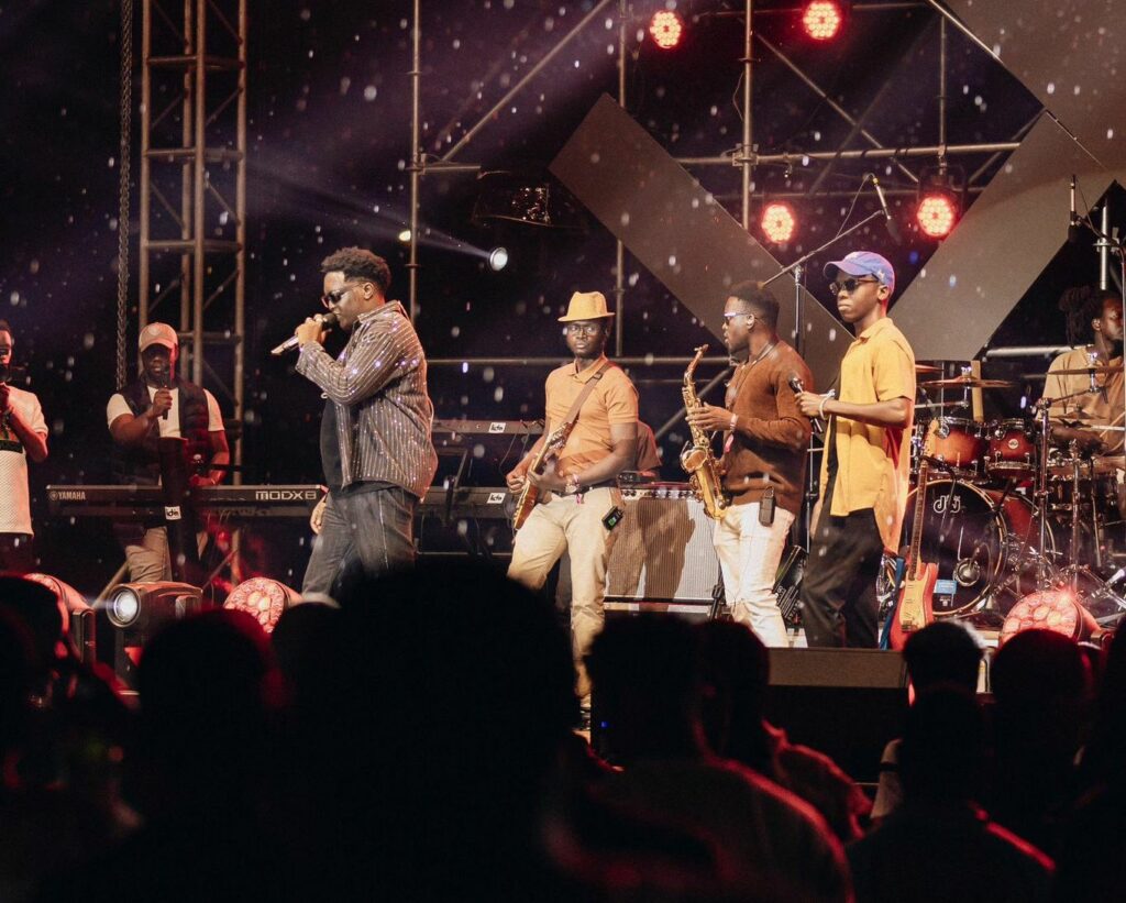 Joshua Baraka performing at Blankets and Wine 