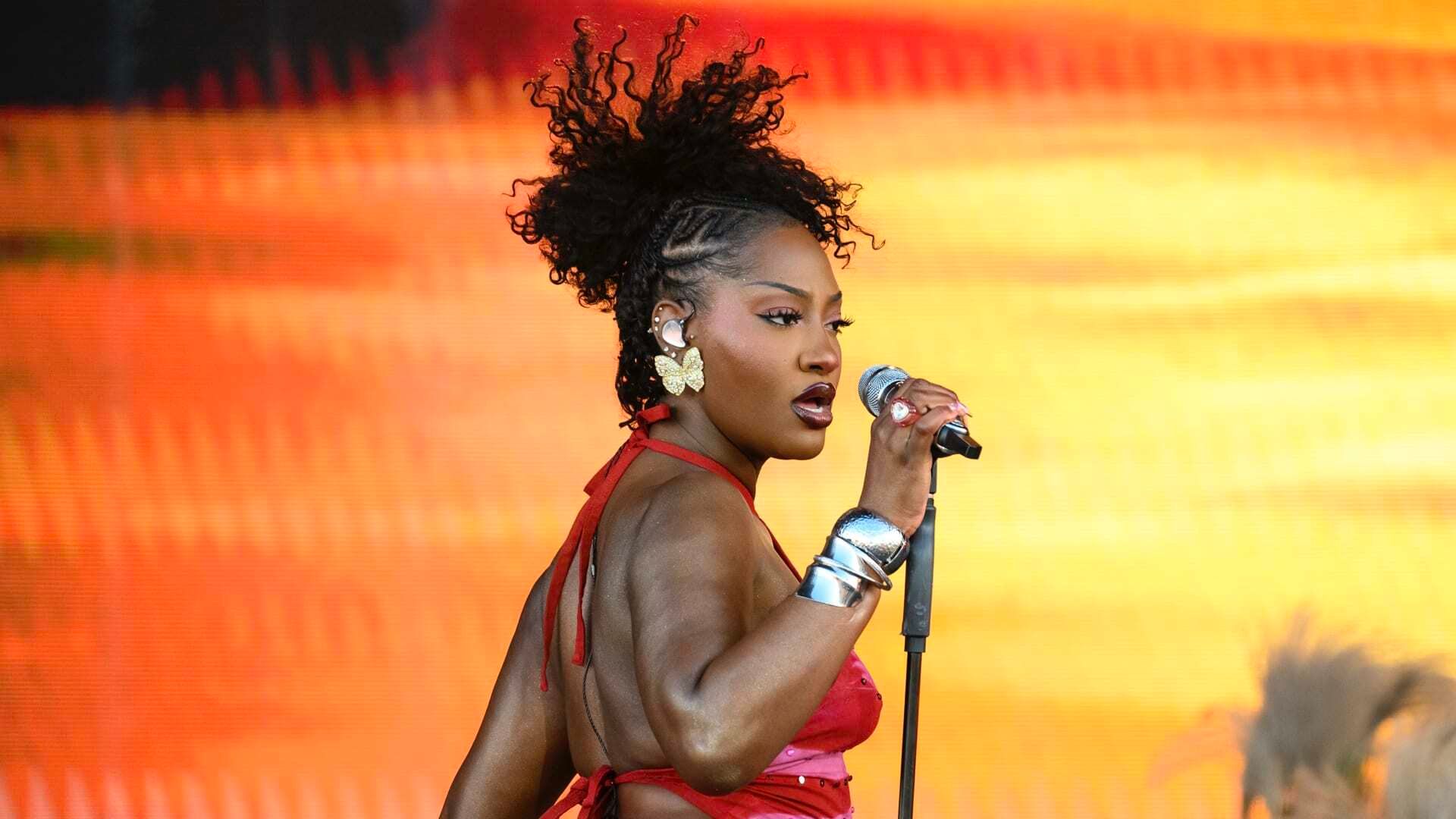 Why Tems may Never Return to Uganda after jail trauma 2 Why Tems may Never Return to Uganda after jail trauma