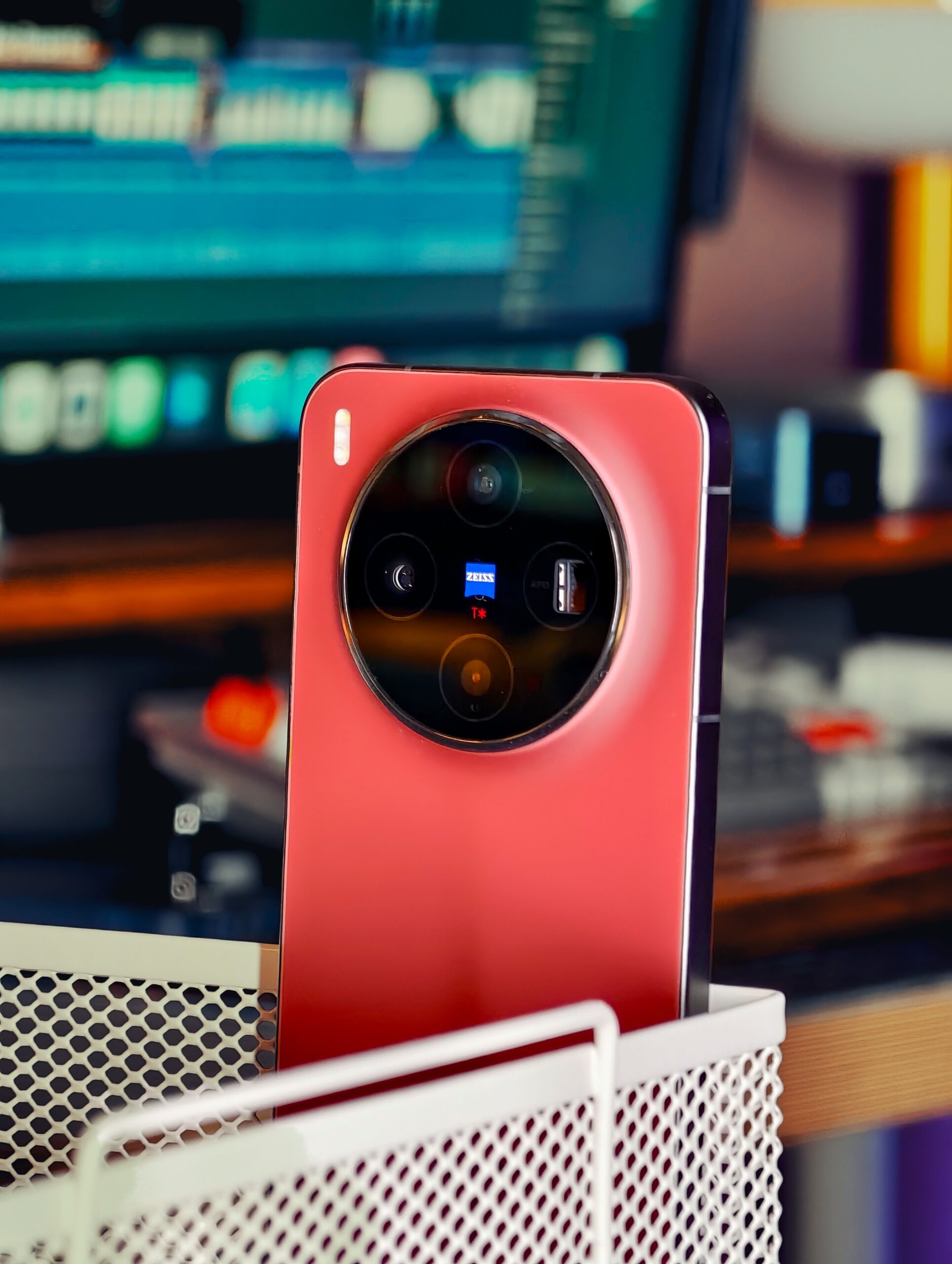 OnePlus 15 & smartphones coming November, December 2025