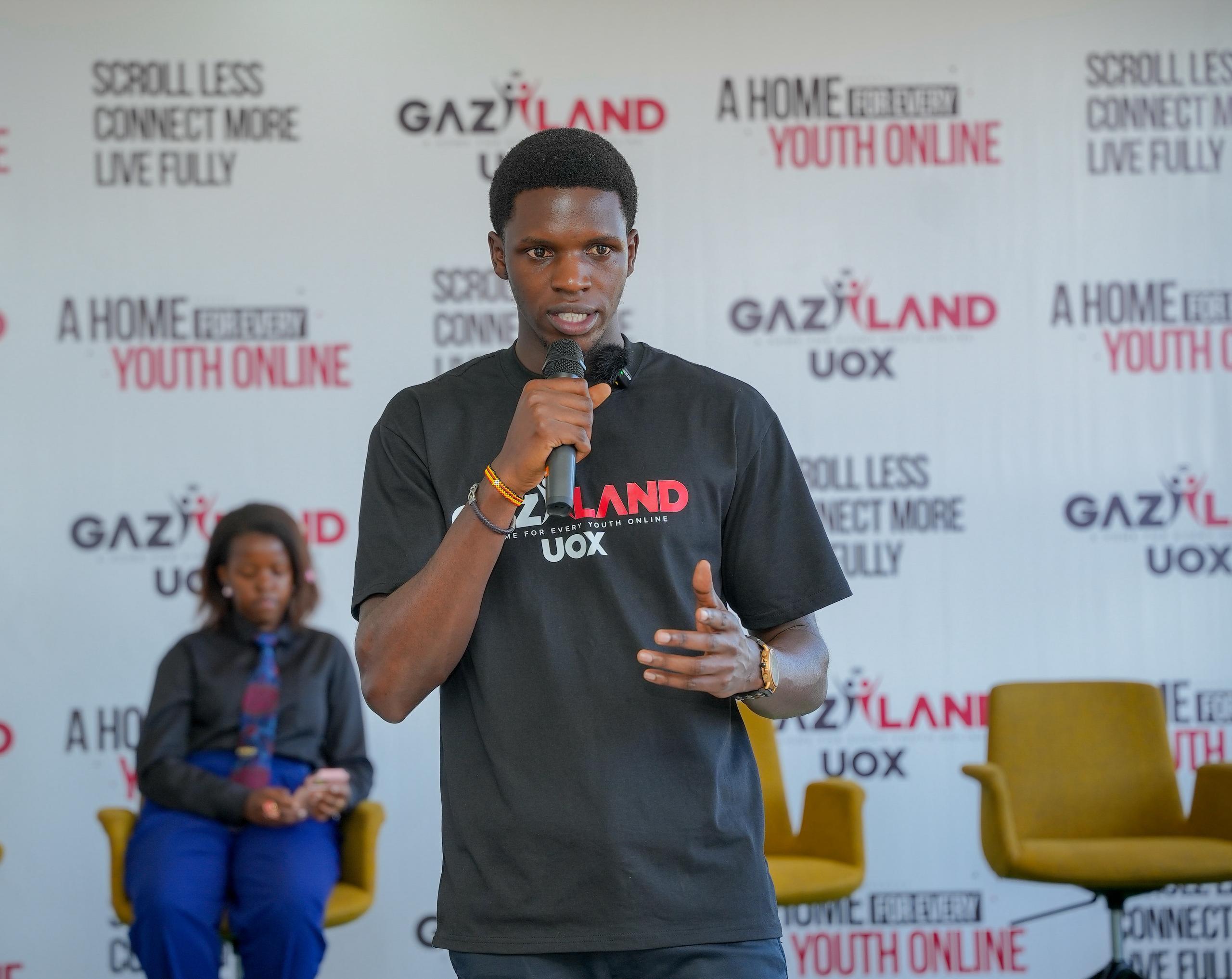 Gazaland UOX holds 1st Youth Seminar, Awards Certificates 6 Gazaland UOX holds 1st Youth Seminar, Awards Certificates