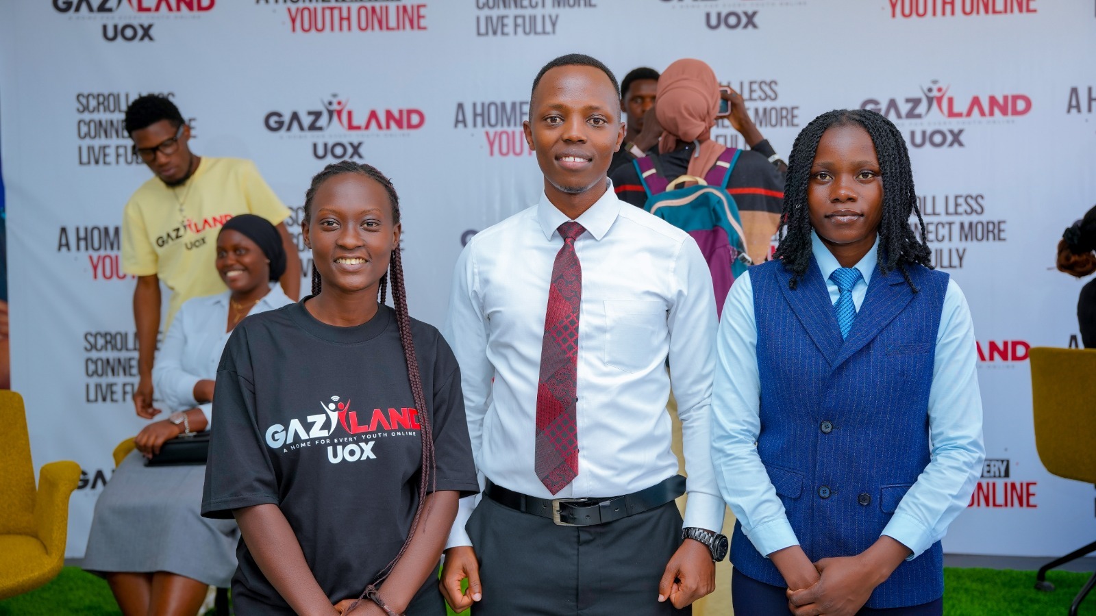 Gazaland UOX holds 1st Youth Seminar, Awards Certificates 20 Gazaland UOX holds 1st Youth Seminar, Awards Certificates