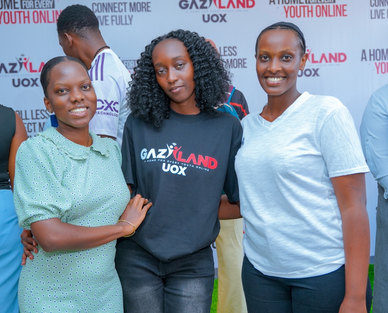 Gazaland UOX holds 1st Youth Seminar, Awards Certificates 11 Gazaland UOX holds 1st Youth Seminar, Awards Certificates