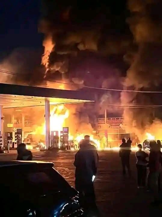 Total Fourways Kiambu Road Fire for the cause isn't known