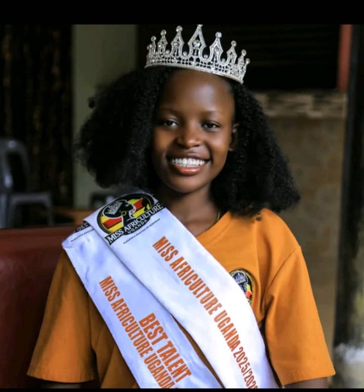 Nanono Patience: Height Shouldn't Define a Beauty Queen 3 Nanono Patience: Height Shouldn't Define a Beauty Queen