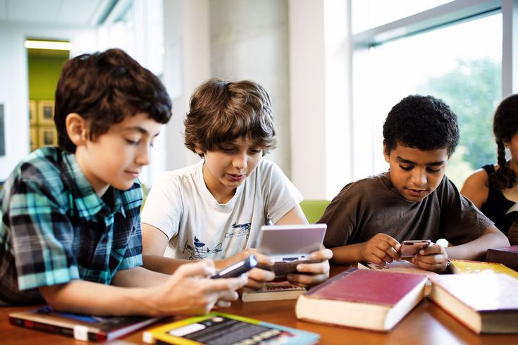 UAE bans Social Media for children below 15 years old 7 UAE bans Social Media for children below 15 years old