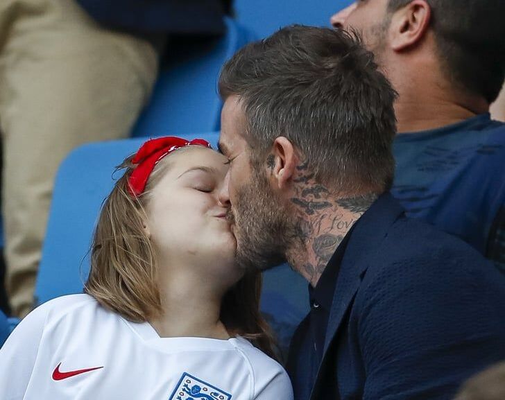 Should kids kiss their parents? How much touch is too much? Should kids kiss their parents? How much touch is too much?