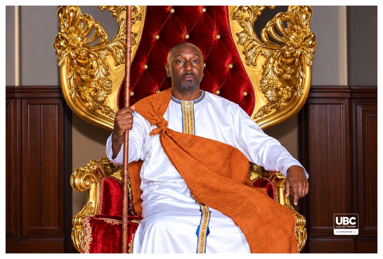 Edward Rukidi Nyabongo I is getting crowned new Omukama