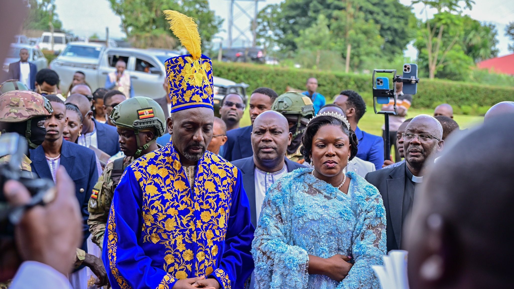 Edward Rukidi Nyabongo I is getting crowned new Omukama