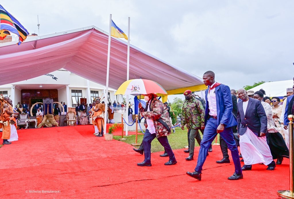 Edward Rukidi Nyabongo I is getting crowned new Omukama